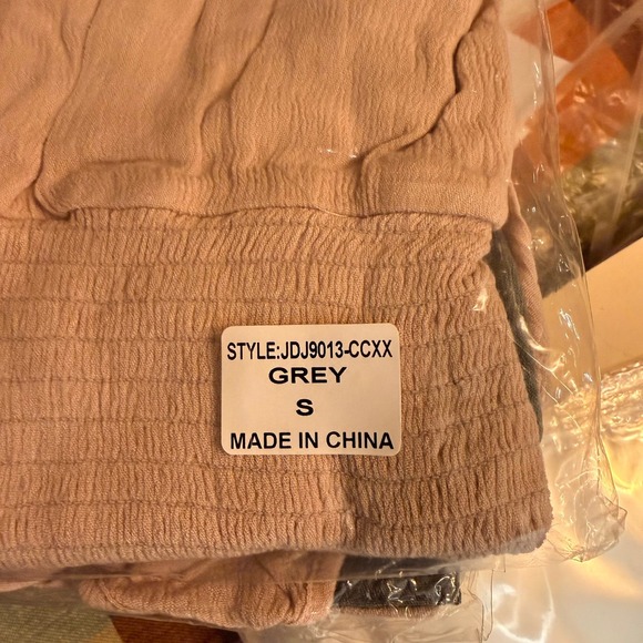 Peach/Pink Grey Ombre Maxi Dress Smocked Waist Keyhole Size Small - Picture 11 of 11